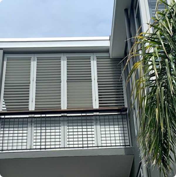 Outdoor-Shutter (1)